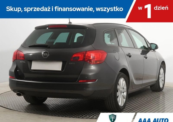Opel Astra cena 23000 przebieg: 281838, rok produkcji 2012 z Pakość małe 191